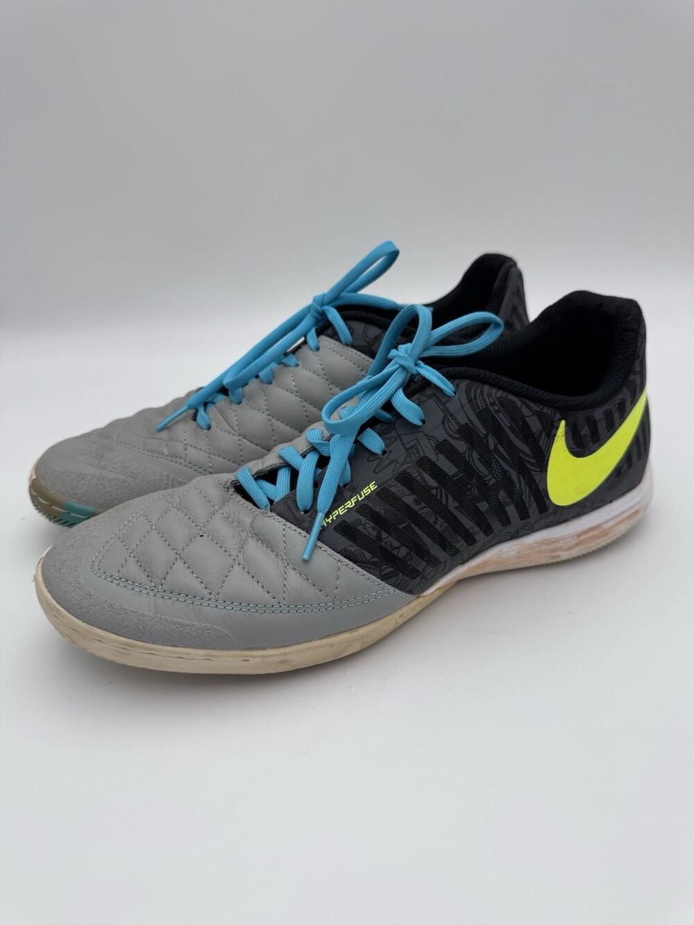 Nike Hyperfuse Men’s Gray Black Blue Volt Indoor Court Athletic Shoes Size 10